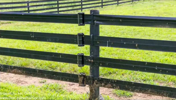 vinyl-fence-wires